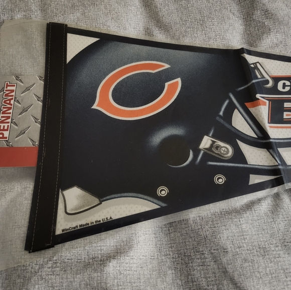 WinCraft Chicago Bears NFL  12" x 30" Large Logo Premium Pennant - Picture 3 of 4